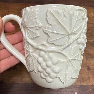 Ancora Italy (10745) Vintage White Ceramic Coffee Tea Cup Mug Embossed Pattern